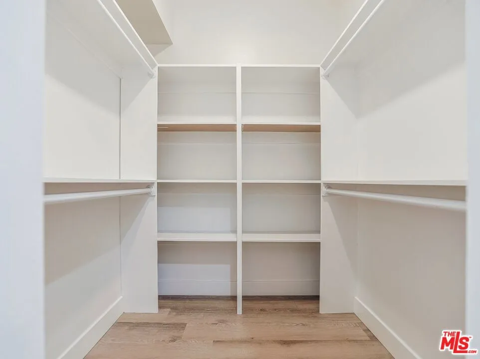 1115 14th Street Santa Monica, CA 90403