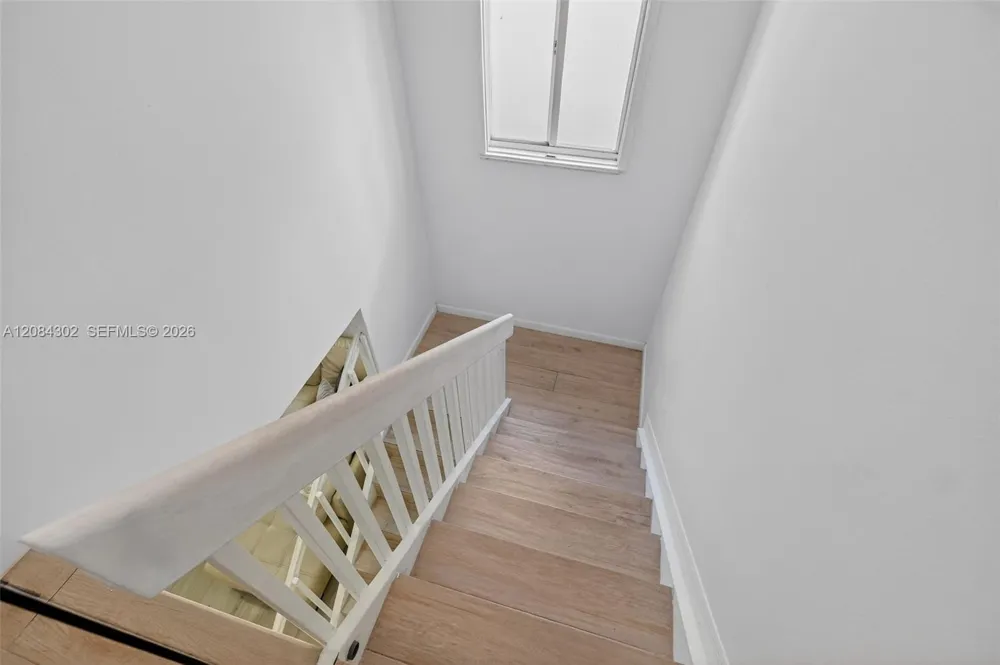 13758 SW 160th Ter Miami, FL 33177