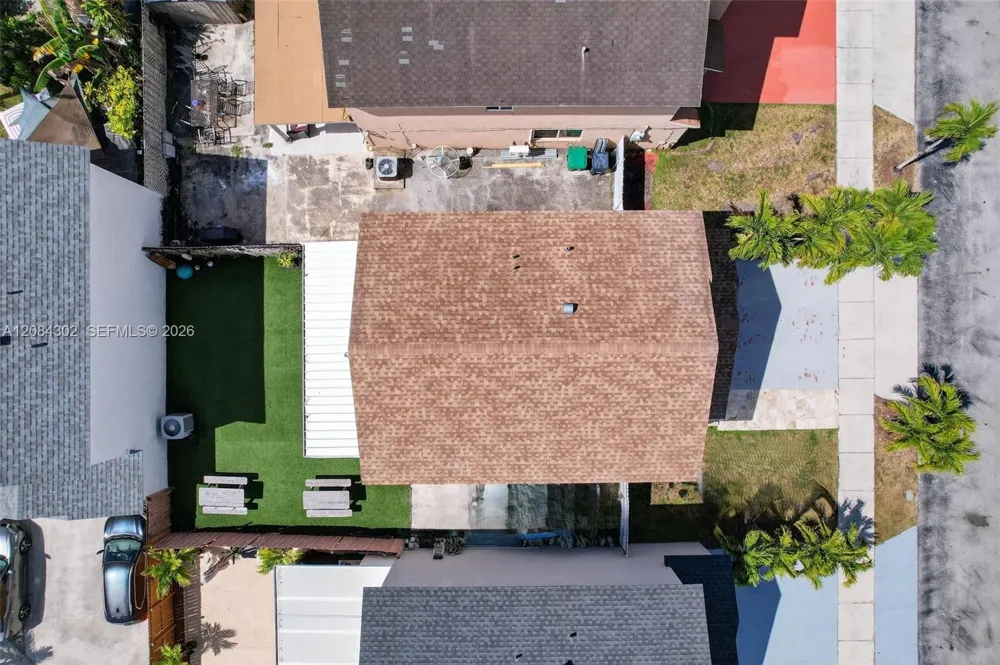 13758 SW 160th Ter Miami, FL 33177