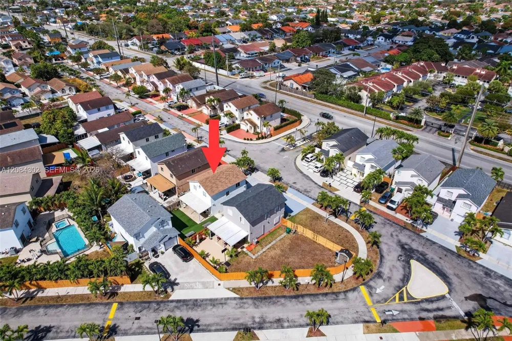 13758 SW 160th Ter Miami, FL 33177