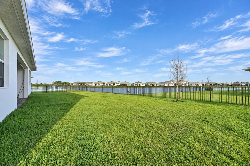 14252 SW Murney Way Port St. Lucie, FL 34987