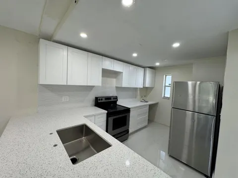 8000 FAIRVIEW DRIVE #209