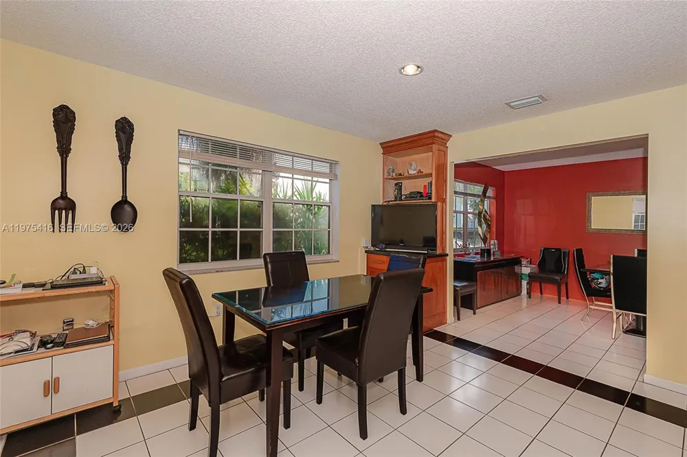 2518 NE 206th Ter Miami, FL 33180