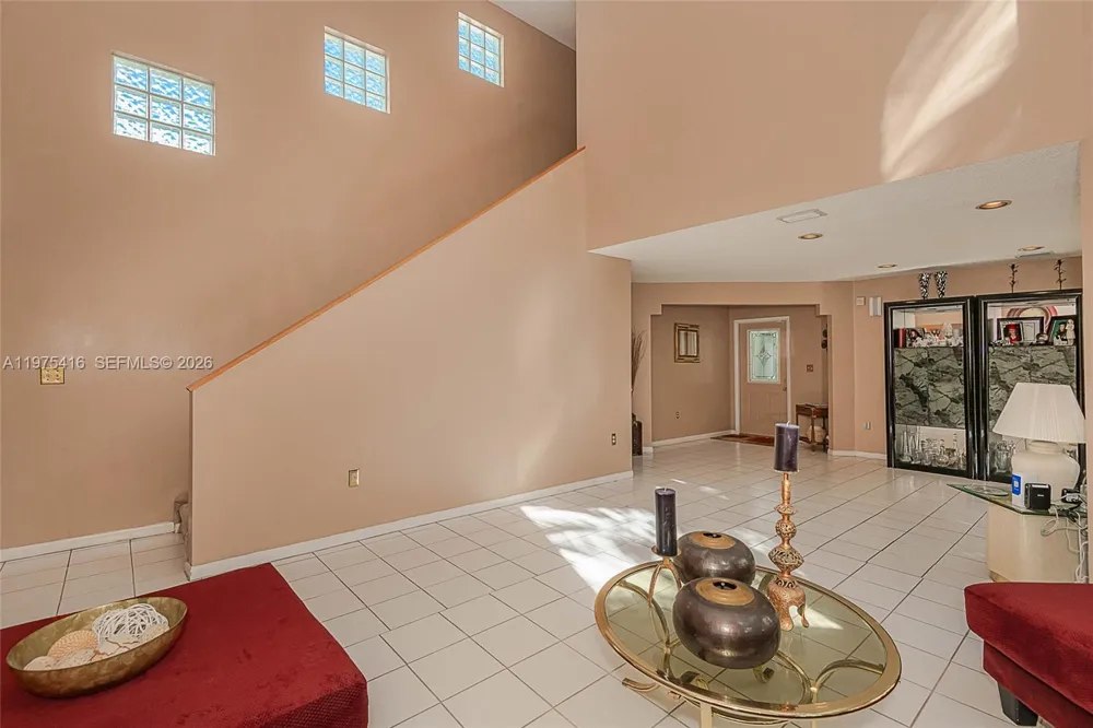 2518 NE 206th Ter Miami, FL 33180