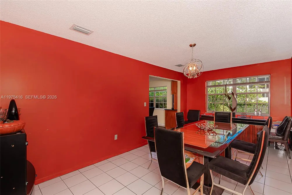 2518 NE 206th Ter Miami, FL 33180