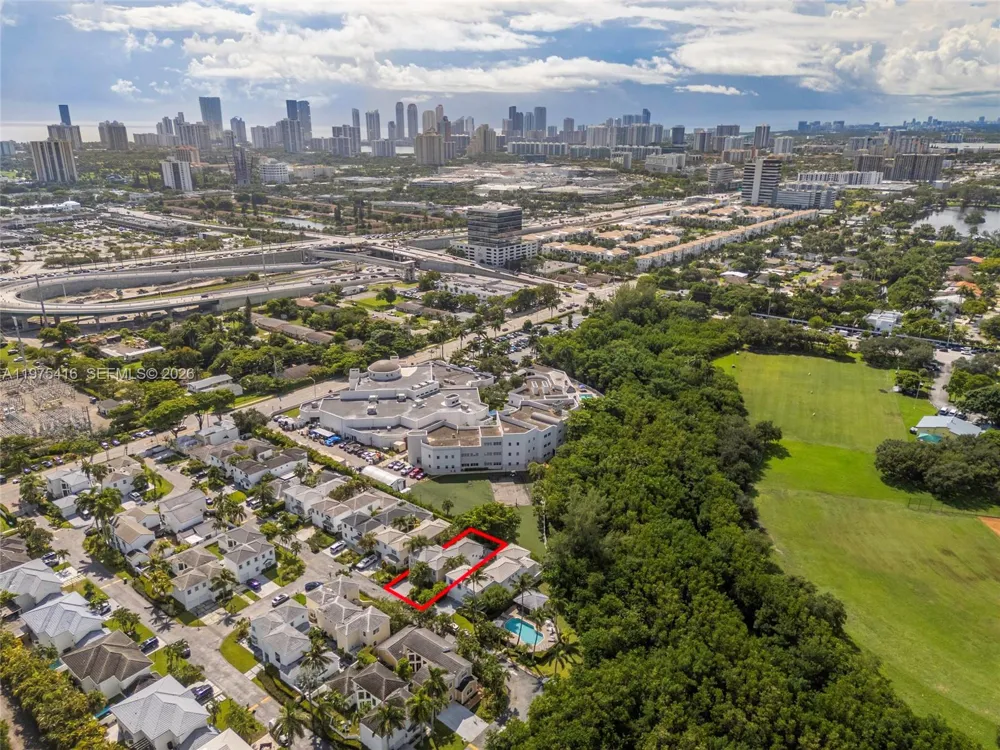 2518 NE 206th Ter Miami, FL 33180