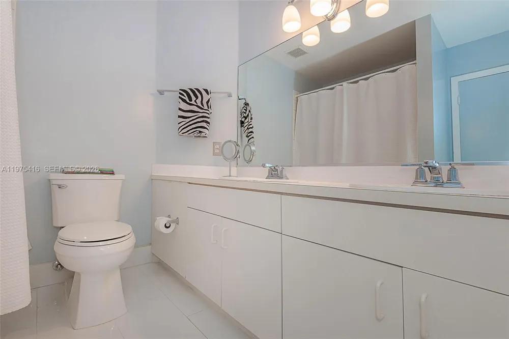 2518 NE 206th Ter Miami, FL 33180