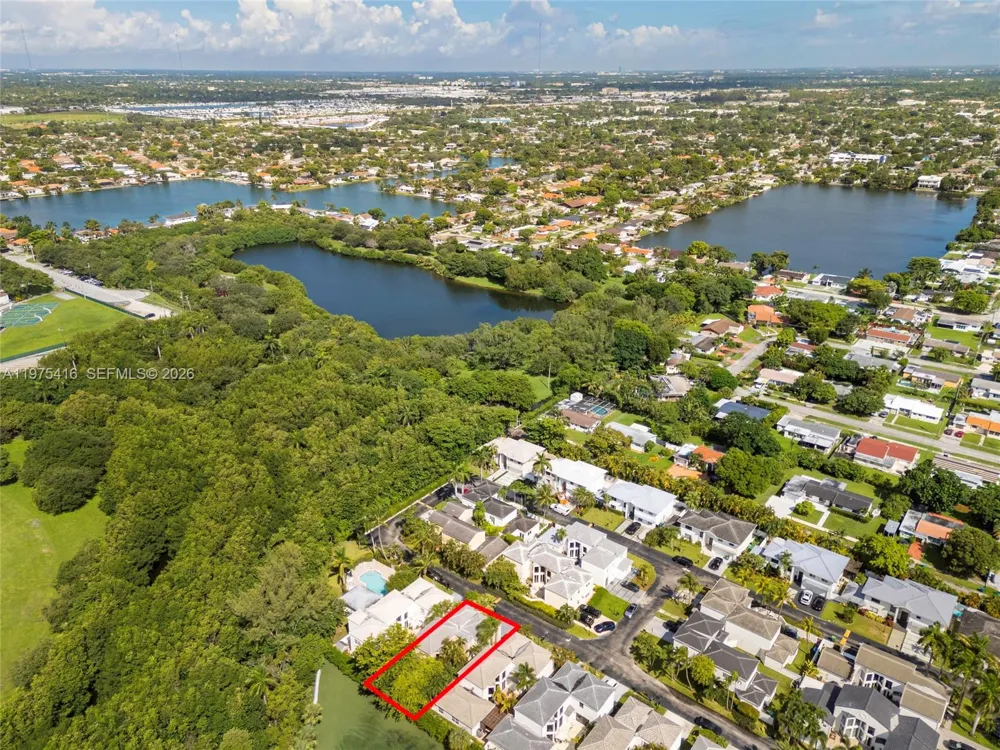 2518 NE 206th Ter Miami, FL 33180