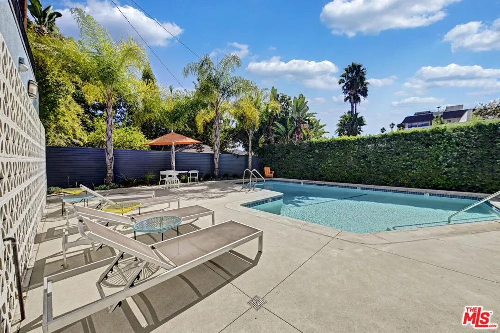 7560 Hollywood Boulevard Los Angeles, CA 90046