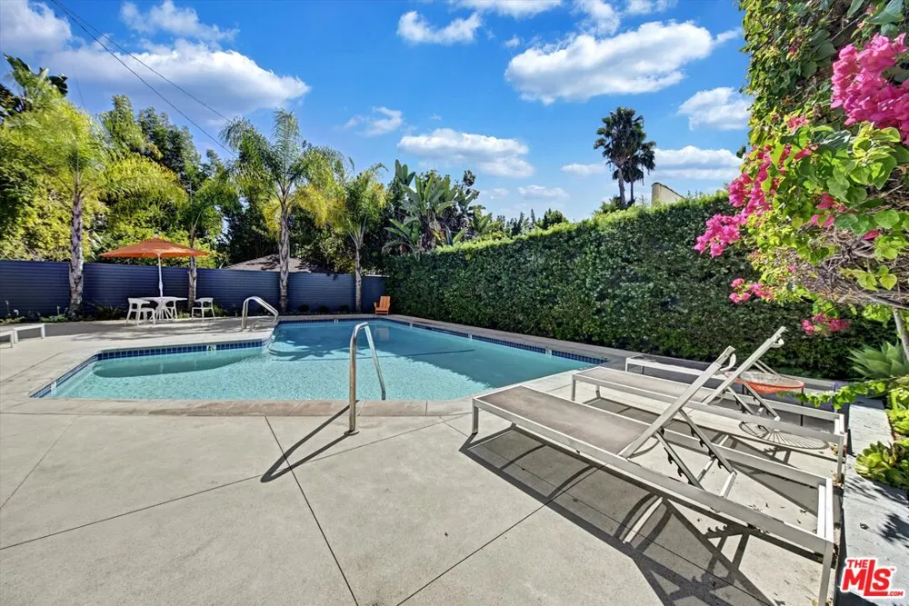 7560 Hollywood Boulevard Los Angeles, CA 90046