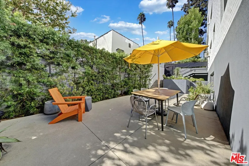 7560 Hollywood Boulevard Los Angeles, CA 90046