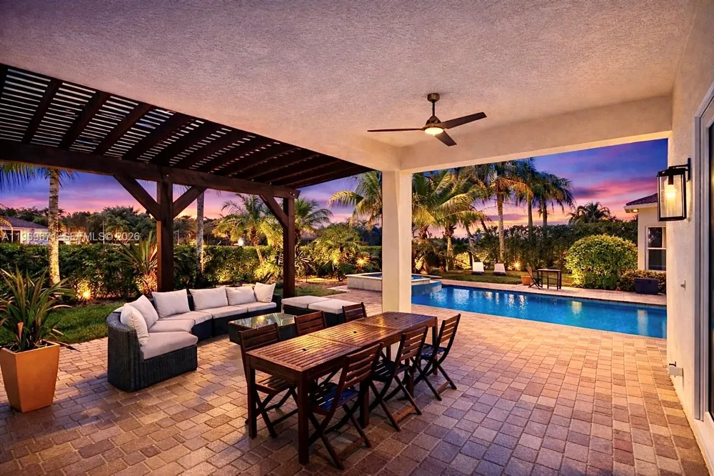 12486 World Cup Ln Wellington, FL 33414