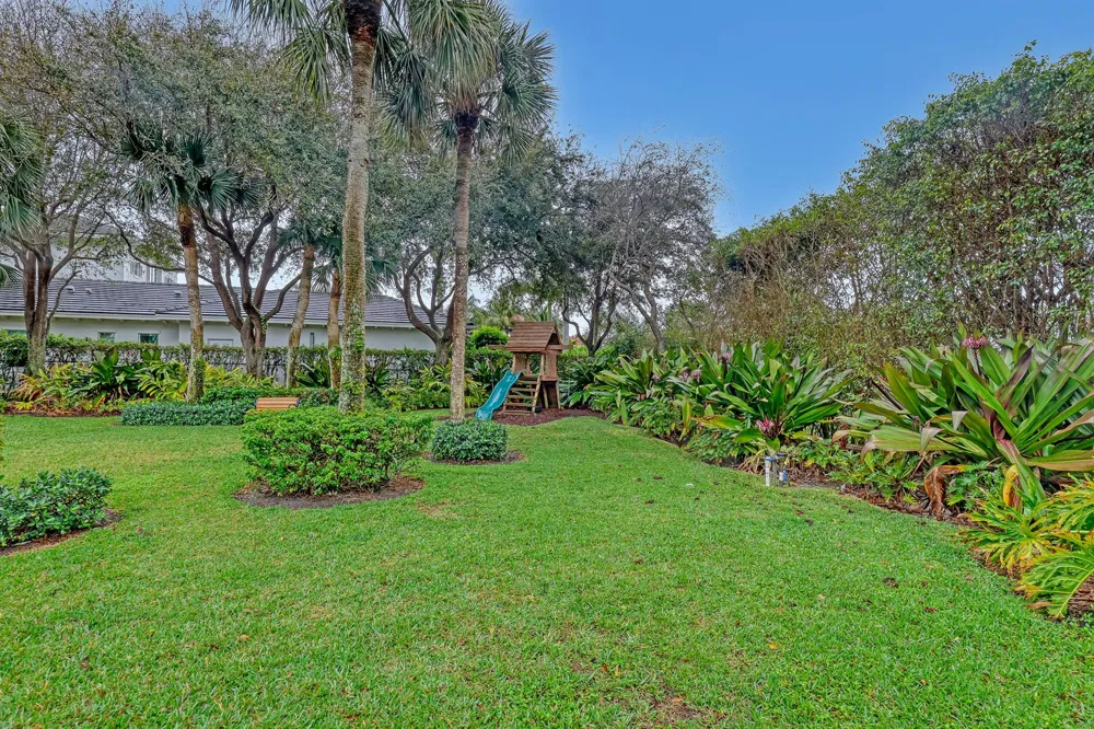 1004 Kokomo Key Lane Delray Beach, FL 33483