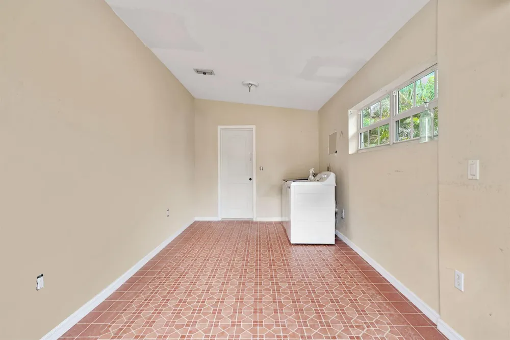 500 NW 120TH STREET Miami, FL 33168