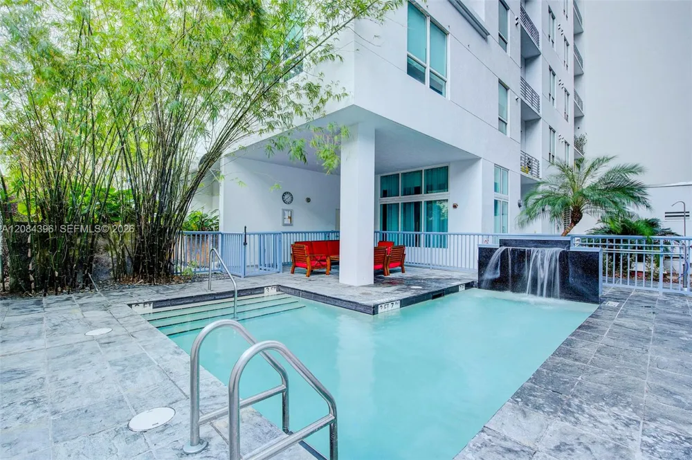 234 NE 3rd St #UPH01 Miami, FL 33132