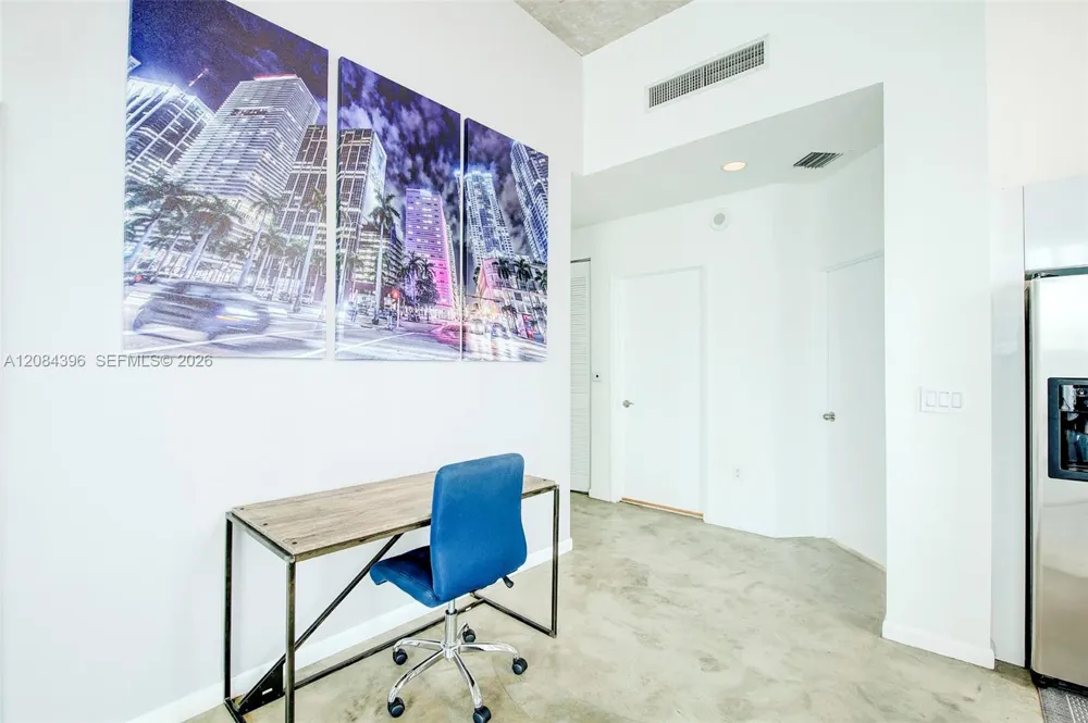 234 NE 3rd St #UPH01 Miami, FL 33132