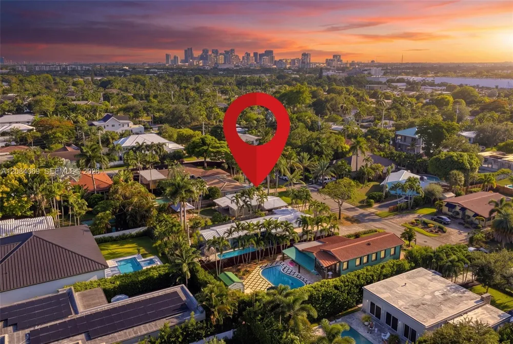 1716 NE 17th Ave Fort Lauderdale, FL 33305