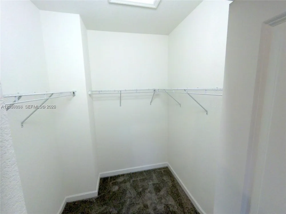 312 NE 208th Ter #312 Miami, FL 33179