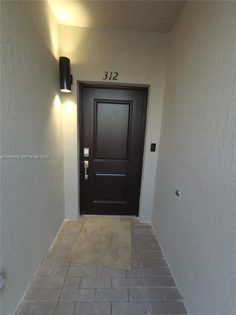 312 NE 208th Ter #312 Miami, FL 33179