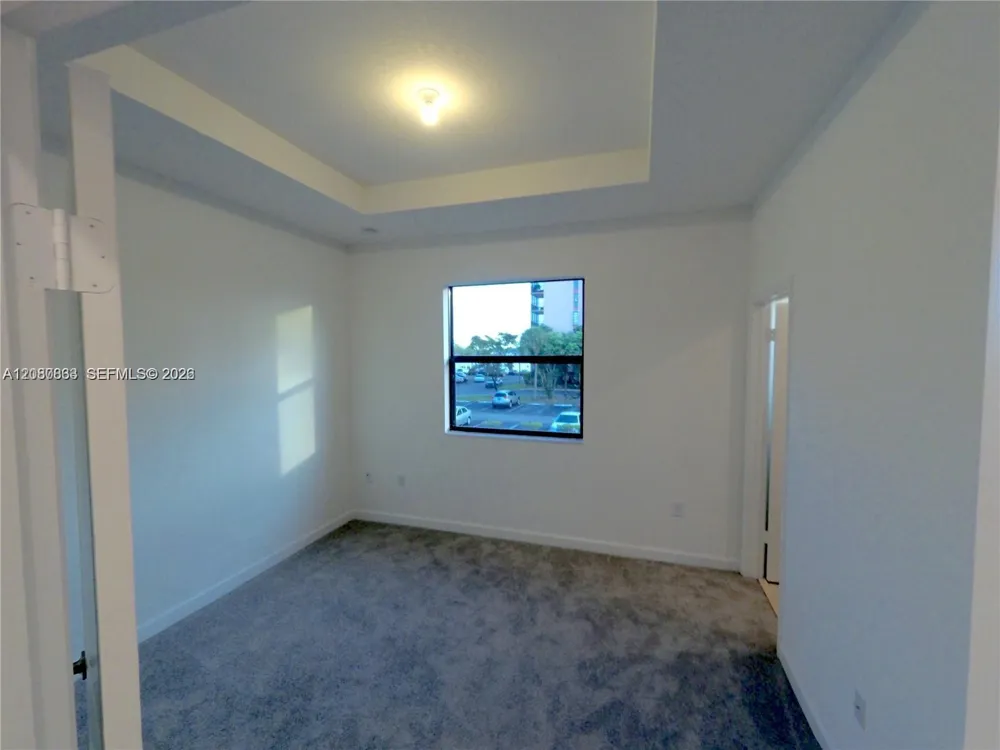 312 NE 208th Ter #312 Miami, FL 33179