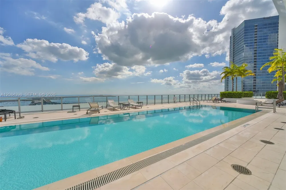 1300 Brickell Bay Dr #1206 Miami, FL 33131