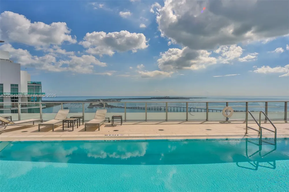 1300 Brickell Bay Dr #1206 Miami, FL 33131