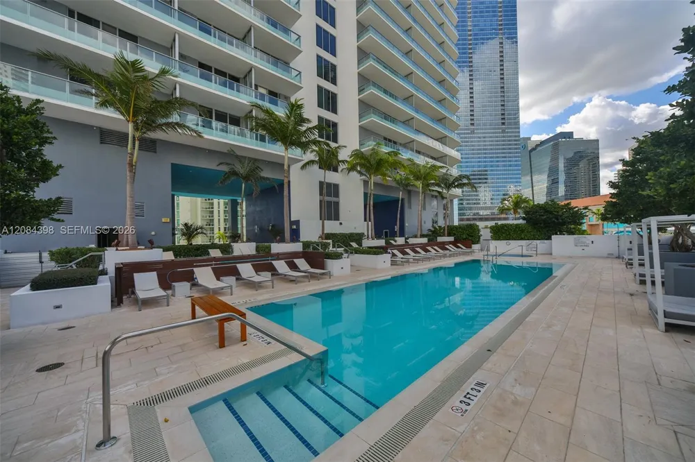 1300 Brickell Bay Dr #1206 Miami, FL 33131