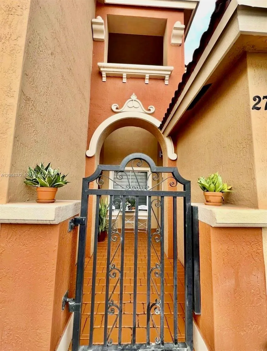 2772 SW 121st Ave #602 Miramar, FL 33025