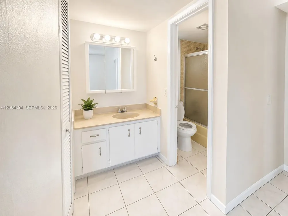 Address Not Shown Sunny Isles Beach, FL 33160