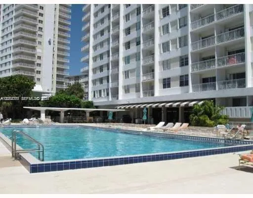 300 NE Bayview Dr #501 Sunny Isles Beach, FL 33160