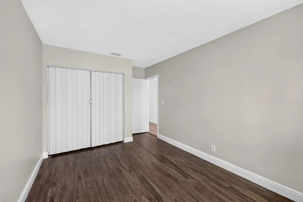 1007 W PROSPECT #205 Fort Lauderdale, FL 33309