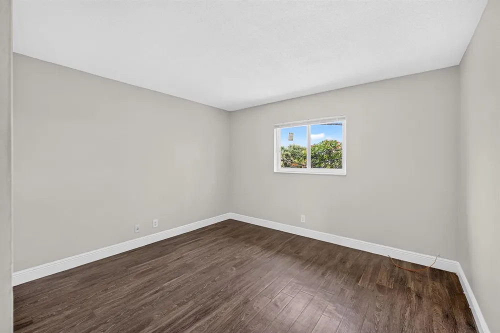 1007 W PROSPECT #205 Fort Lauderdale, FL 33309