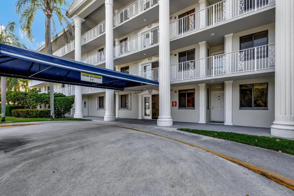 2741 VILLAGE BOULEVARD #104 West Palm Beach, FL 33409