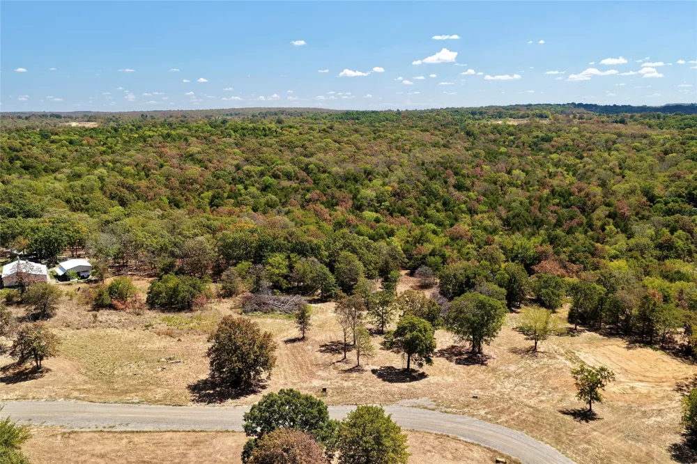 42 Beacon Point Porum, OK 74455