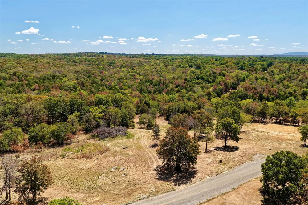 42 Beacon Point Porum, OK 74455