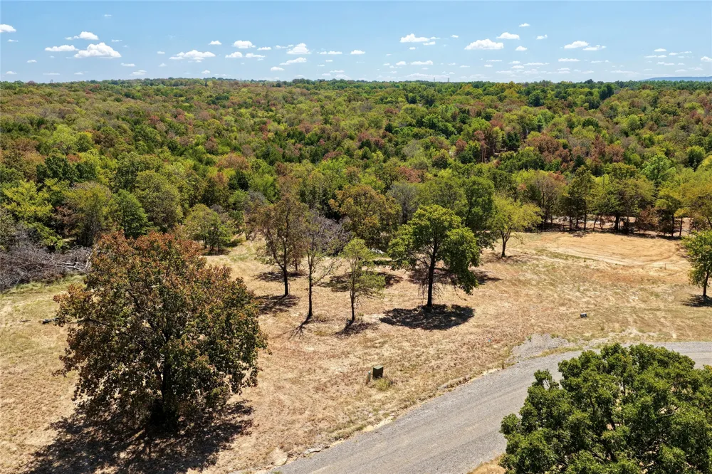 42 Beacon Point Porum, OK 74455