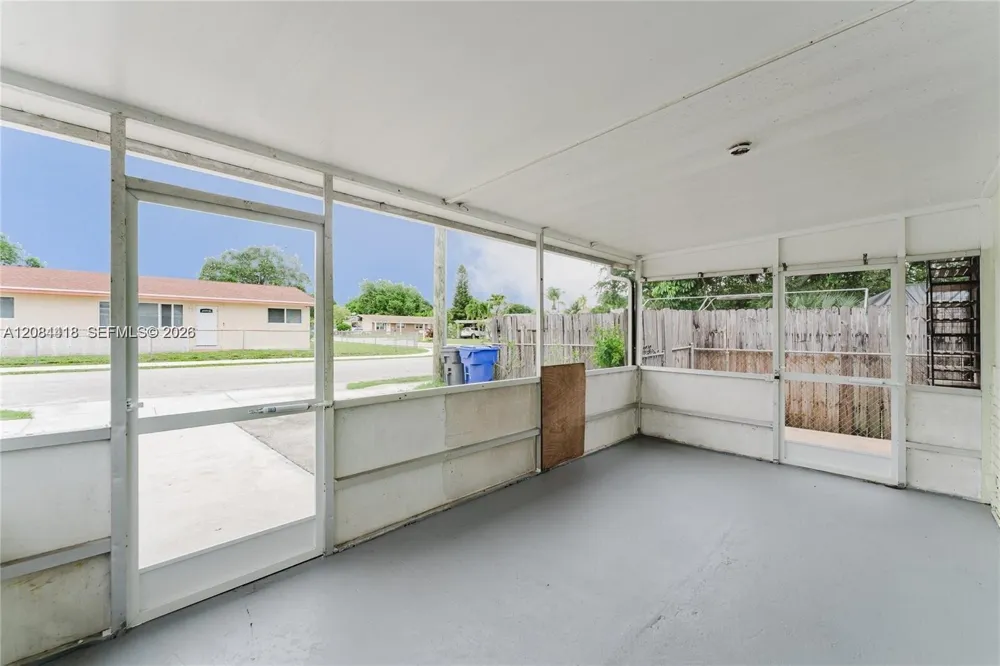 5737 Grant St #2 Hollywood, FL 33021