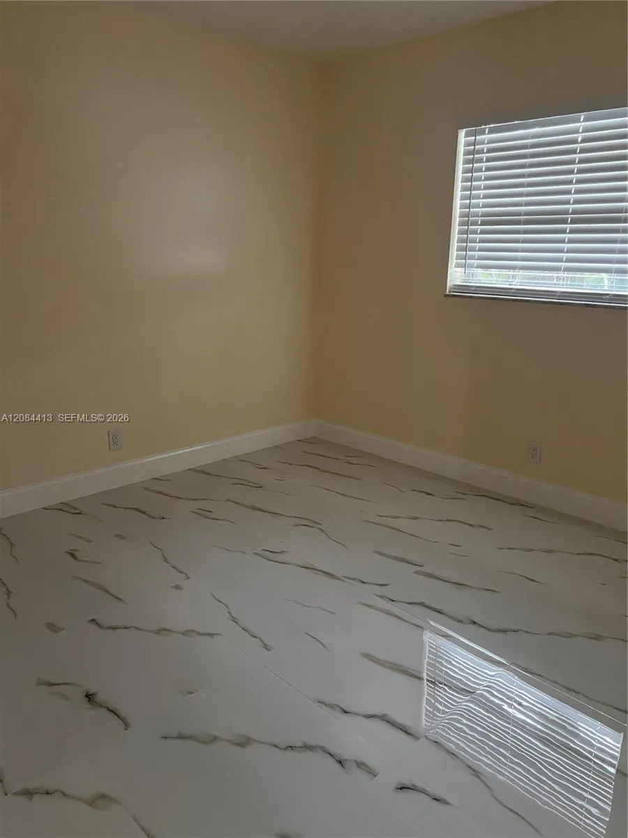 6470 NW 20th Ct #2r Sunrise, FL 33313