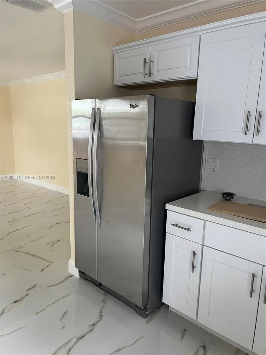 6470 NW 20th Ct #2r Sunrise, FL 33313
