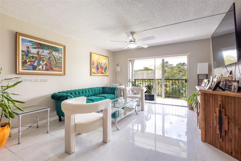 6100 NW 44th St #405 Lauderhill, FL 33319
