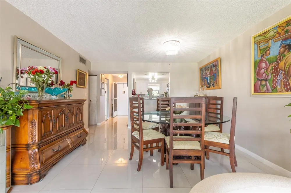 6100 NW 44th St #405 Lauderhill, FL 33319