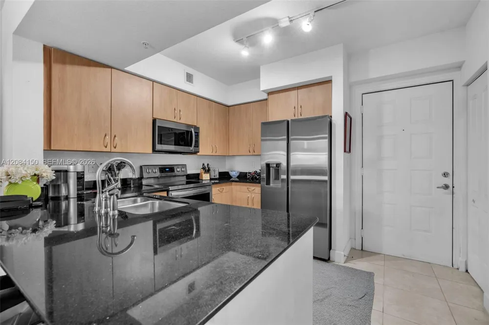 1830 Radius Dr #503 Hollywood, FL 33020