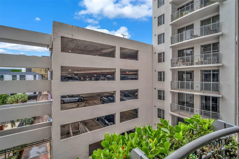 1830 Radius Dr #503 Hollywood, FL 33020