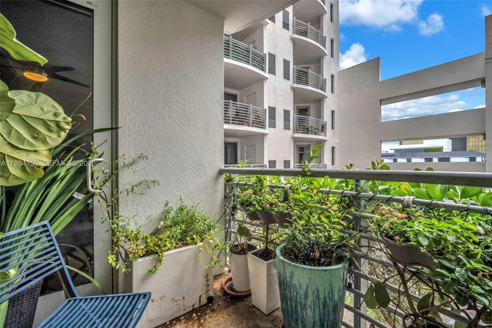 1830 Radius Dr #503 Hollywood, FL 33020