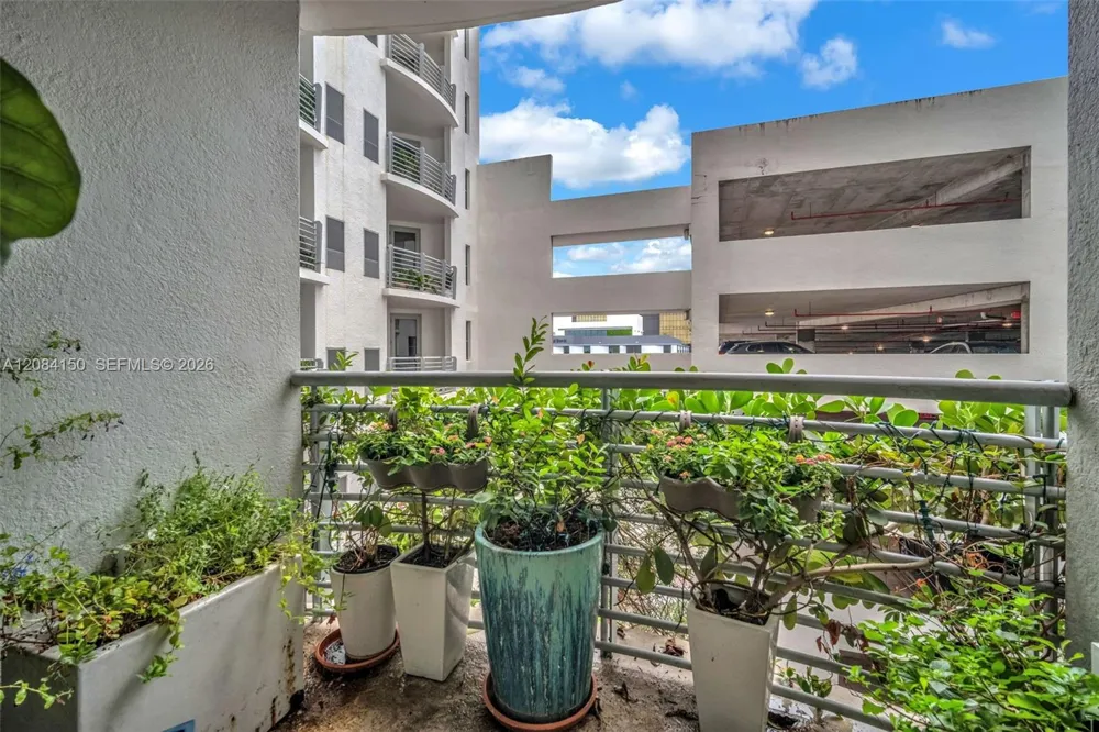 1830 Radius Dr #503 Hollywood, FL 33020