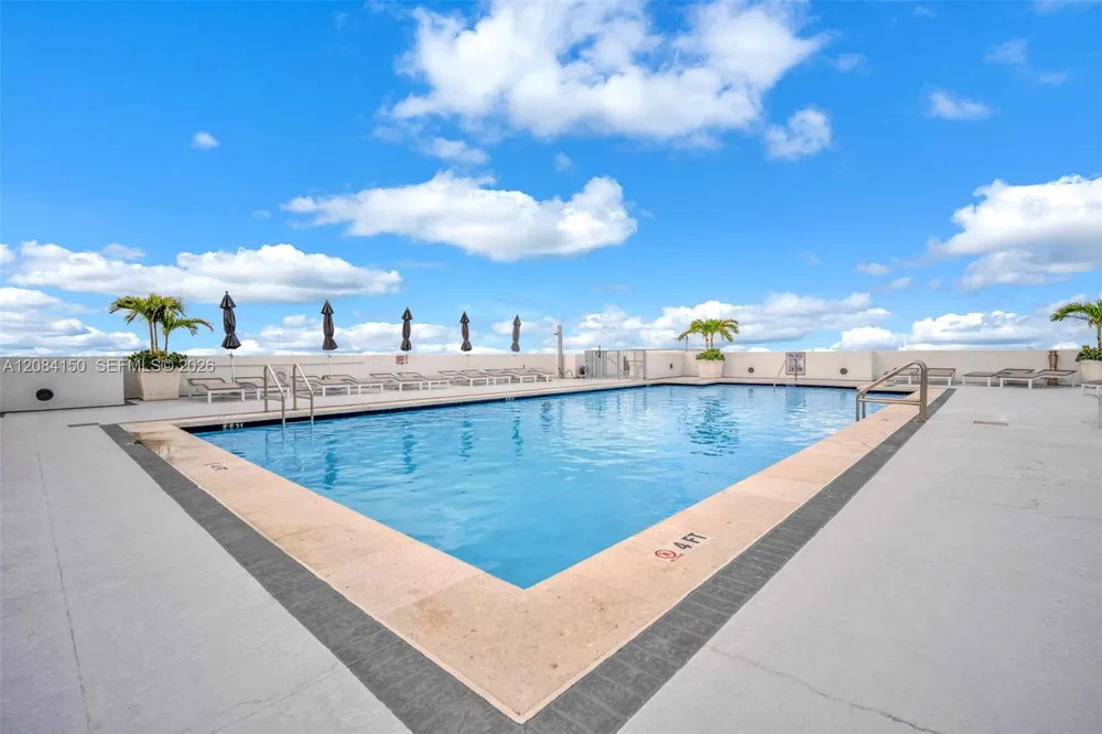 1830 Radius Dr #503 Hollywood, FL 33020
