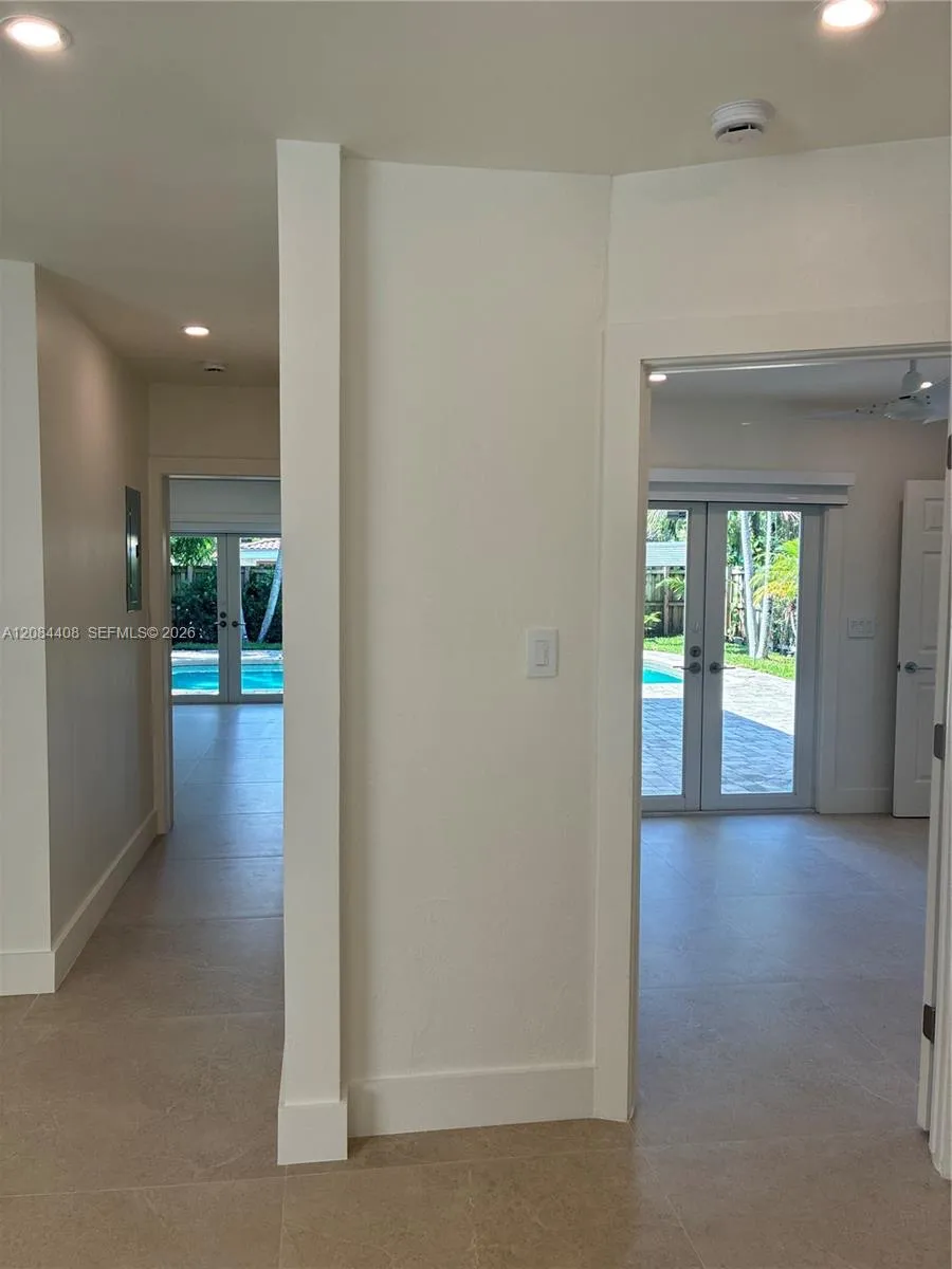 936 SW 19th St Fort Lauderdale, FL 33315