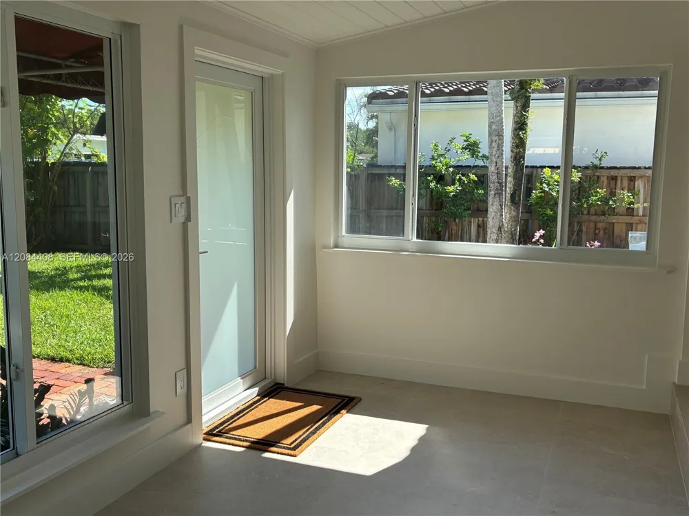 936 SW 19th St Fort Lauderdale, FL 33315