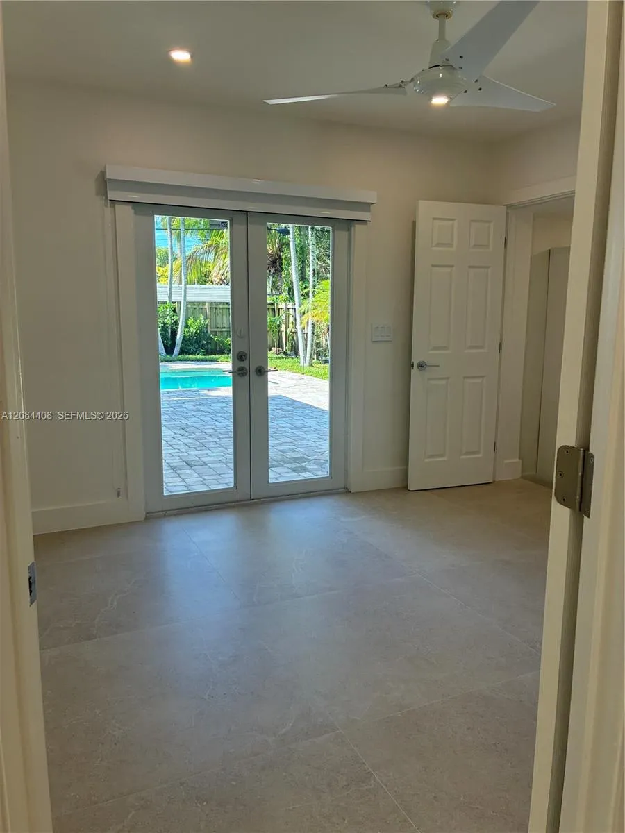 936 SW 19th St Fort Lauderdale, FL 33315