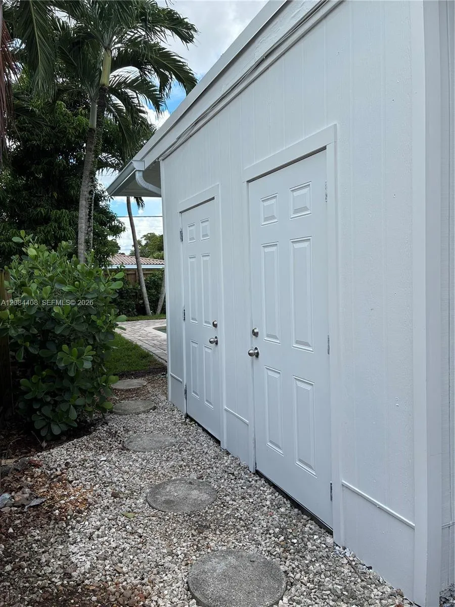 936 SW 19th St Fort Lauderdale, FL 33315